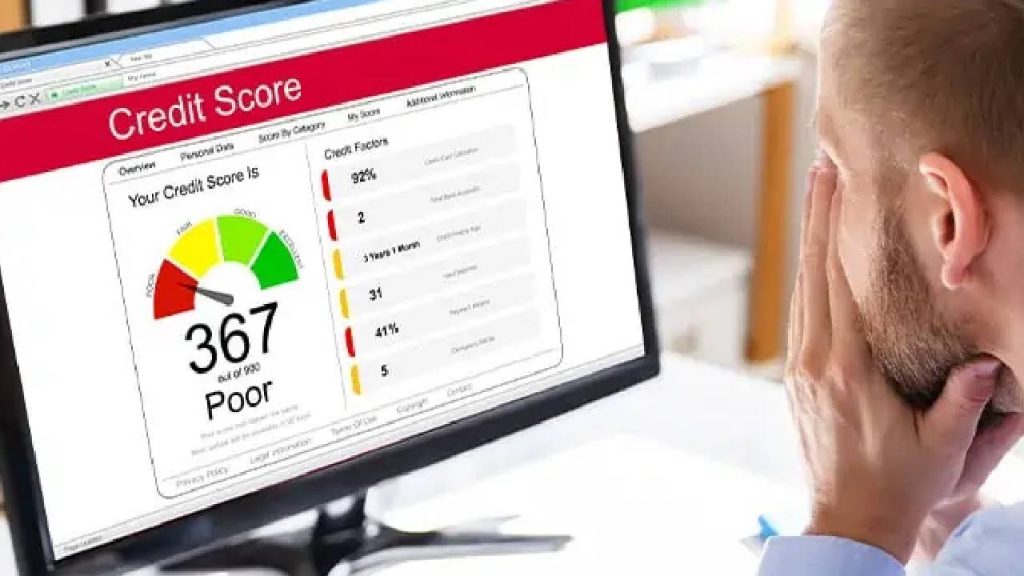 3 New Year’s Resolutions To Raise Your Credit Score In 2025